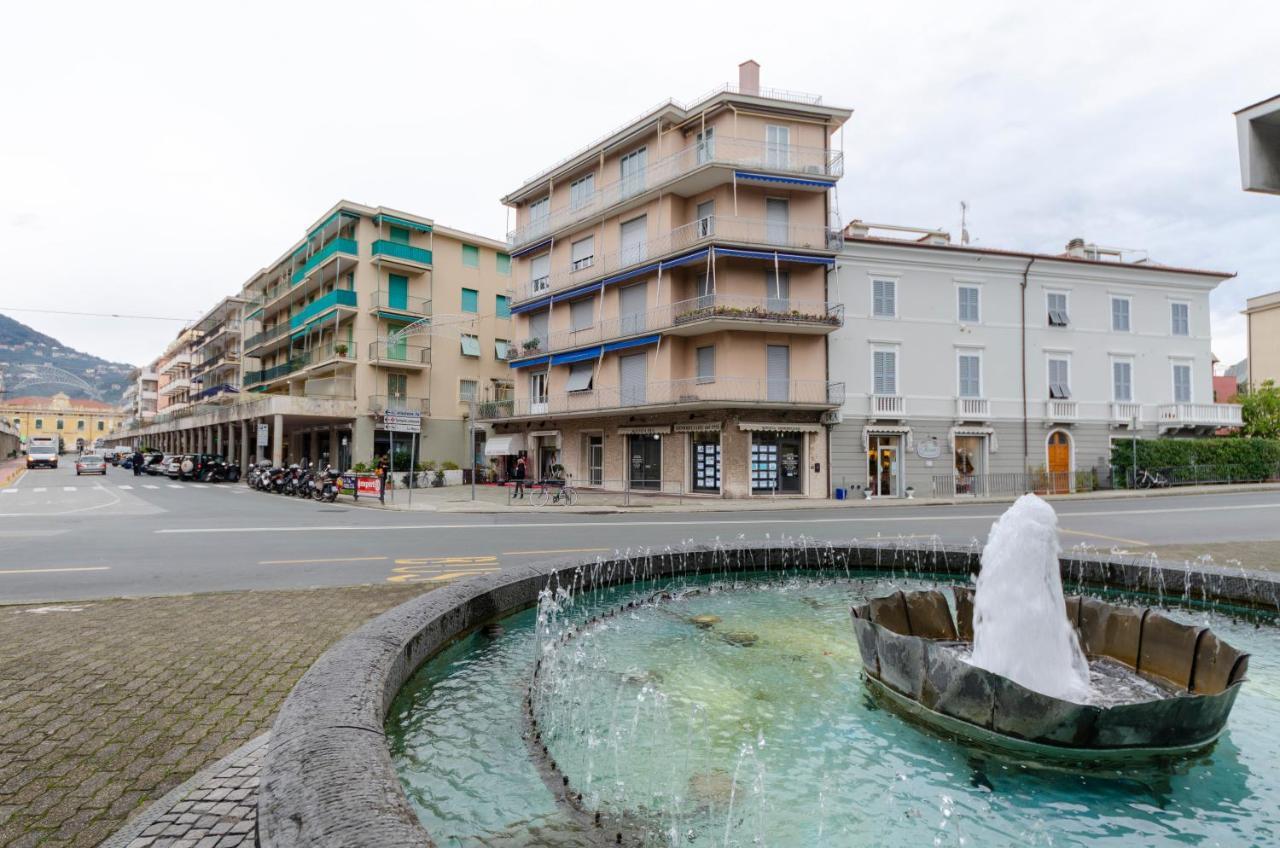 Joivy Apt For 4, Metres From Beach, In Sestri Levante Ngoại thất bức ảnh